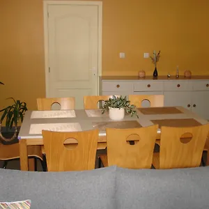 Appartement Courcelles , Courcelles Bélgica